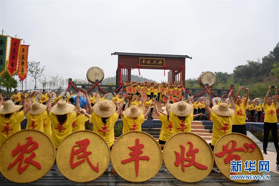 （圖文互動）（9）建設(shè)好生態(tài)宜居的美麗鄉(xiāng)村——從“千萬工程”看習(xí)近平生態(tài)文明思想的生動實(shí)踐和世界回響